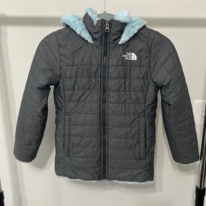Girls Gray and Teal North Face Fuzzy Fleece Lined Jacket Sz Small 7/8